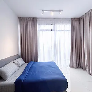 Apartamento 2br Luxury #rooftoppool #beacon, George Town