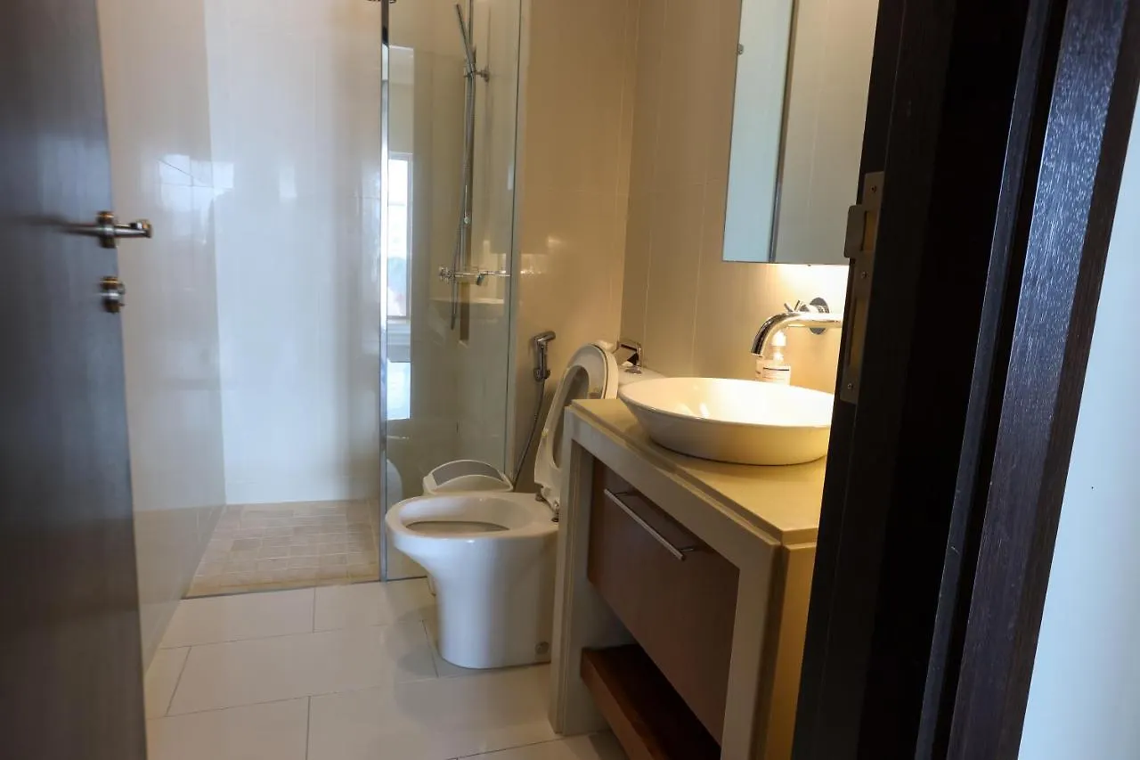 The Straits Quay Marina By Messina Clive Apartment George Town Homestay